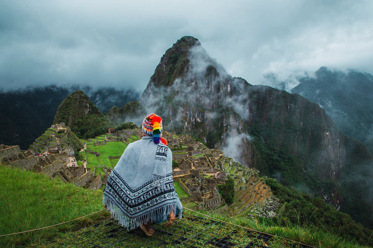 Peruvian Poncho: Your Best Friend In This Winter