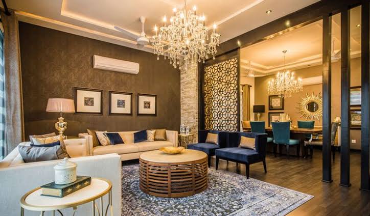 Lounge Area DESIGN Used Office Table For Sale In Dubai
