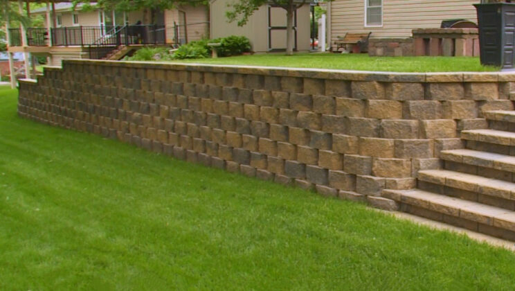 The benefits of using retaining walls on your property